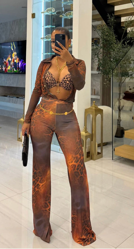 Auntie image 0